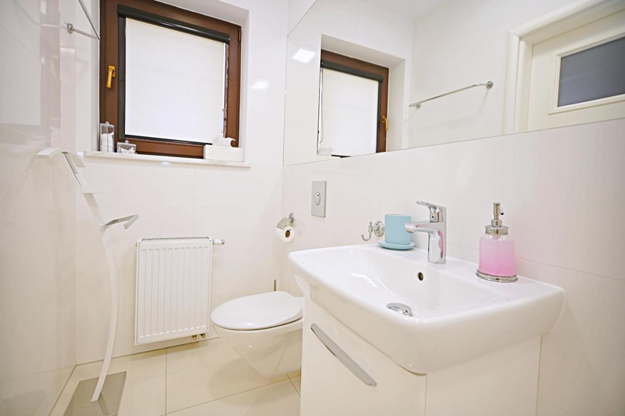 סופוט Victus Apartamenty, Apartamenty Cadena מראה חיצוני תמונה